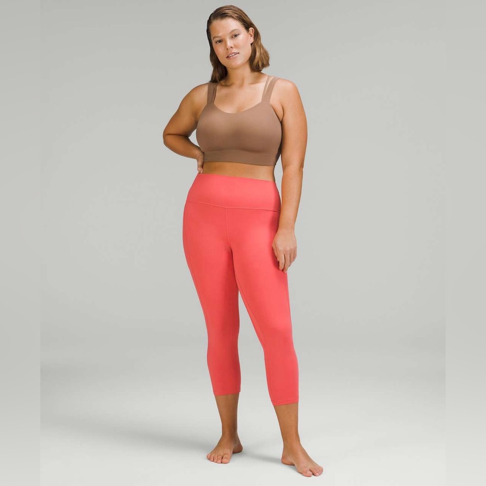 Lululemon Align High-Rise Crop with Pockets 23"
Pale Raspberry